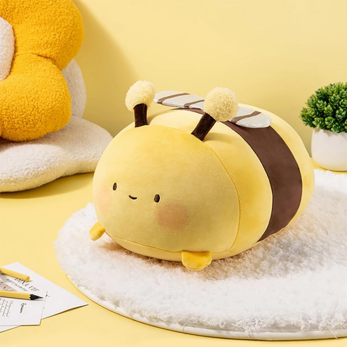 ARELUX Bee Plush Pillow Stuffed Animal Snuggly Pillow Cute Plush Toy Snuggle Buddy Bee Plushie Kawaii Soft Hugging Pillow for Kids Boys Girls 17.7in
