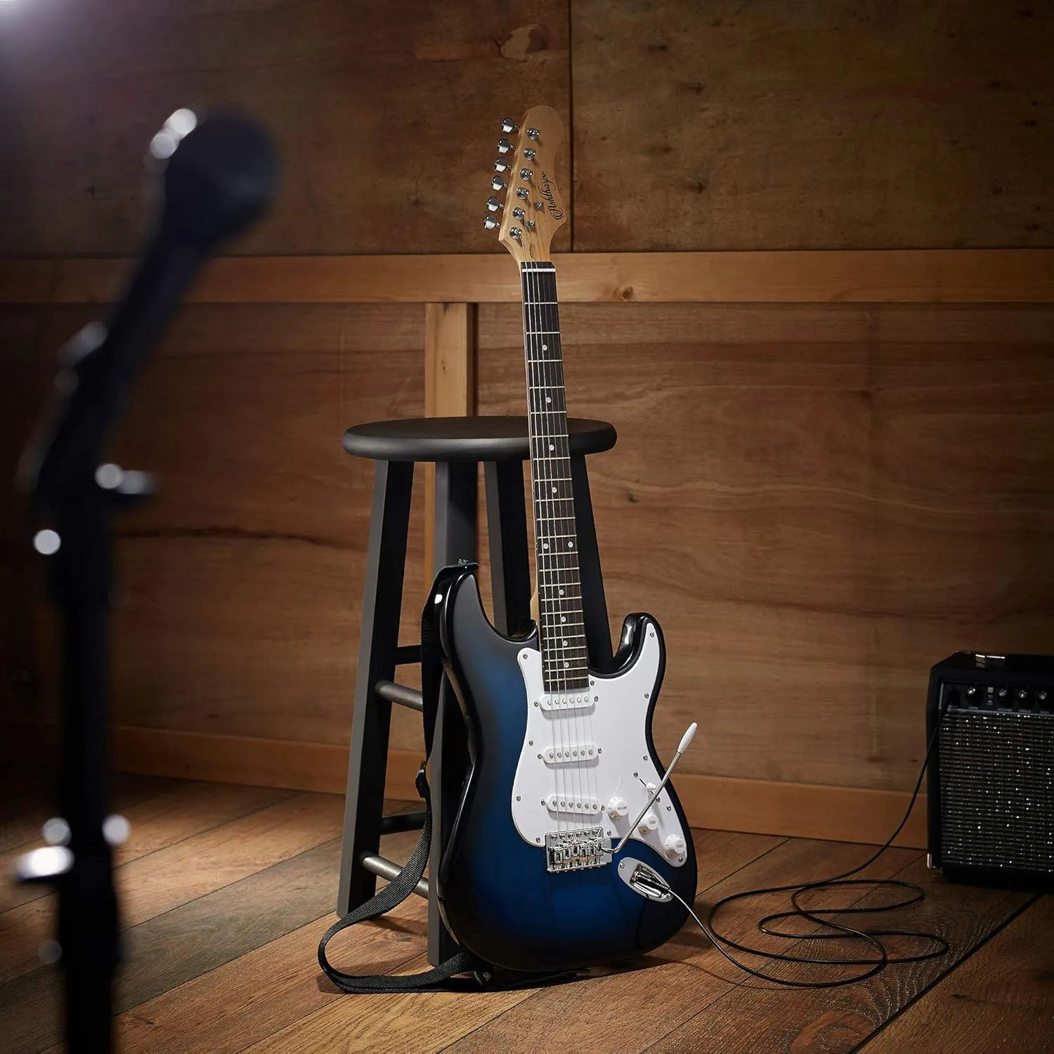 Ashthorpe 39-Inch Electric Guitar (Blue-White), Full-Size Guitar Kit with Padded Gig Bag, Tremolo Bar, Strap, Strings, Cable, Cloth, Picks