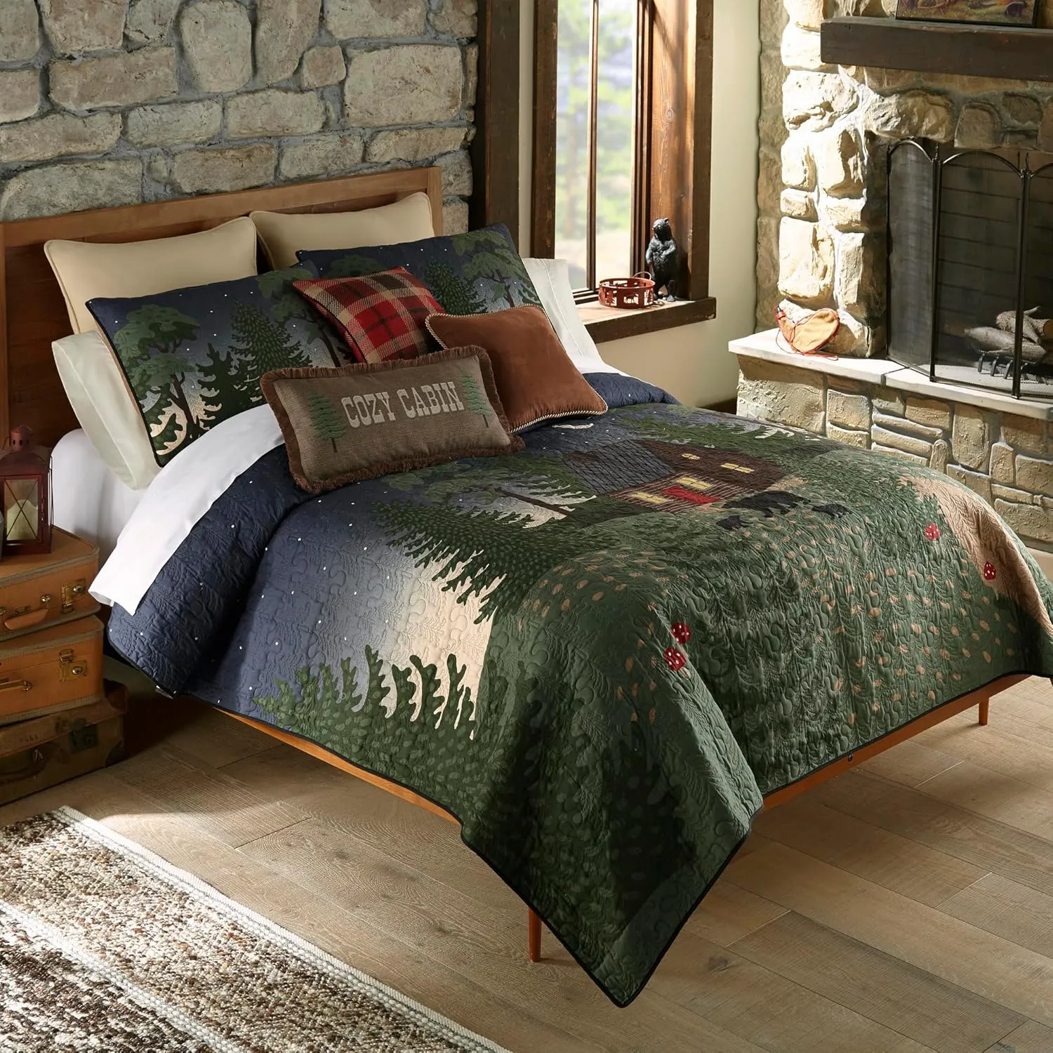 Donna Sharp Queen Bedding Set - 3 Piece - Bear Cottage Lodge Quilt Set with Queen Quilt and Standard Pillow Shams - Machine Washable