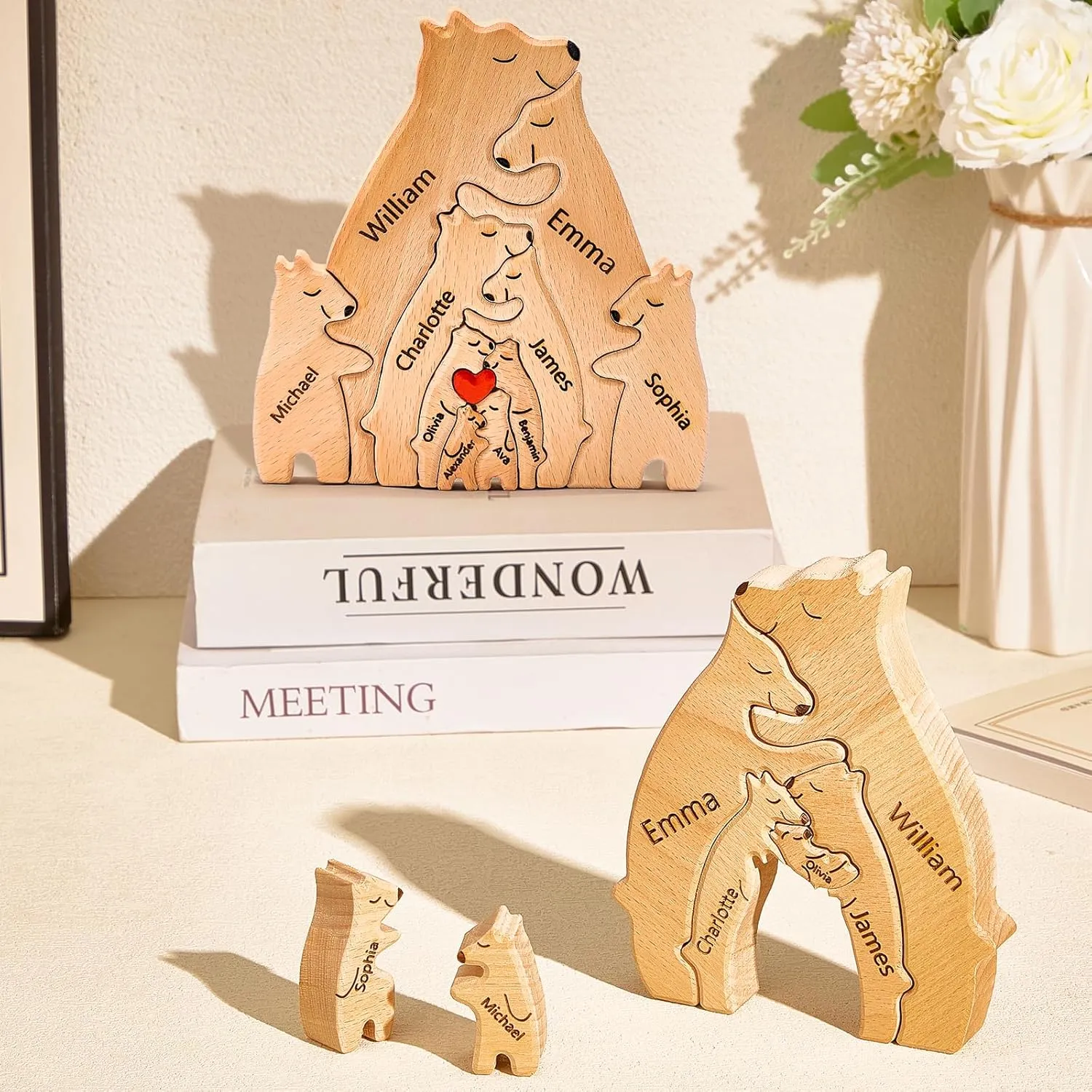 Personalized Wooden Bears with Name Customized Wooden with 1-8 Name Decorative Piece for Home Decor and Birthday Gifts for Mom, Dad, House Warming