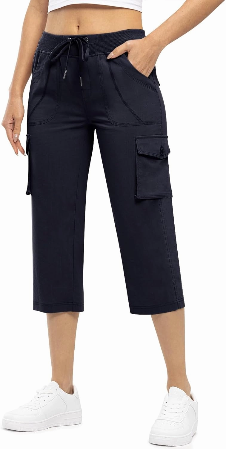 Rdruko Women's Cargo Capris Hiking Pants Lightweight Quick Dry Summer Outdoor Casual Travel Pants with Pockets