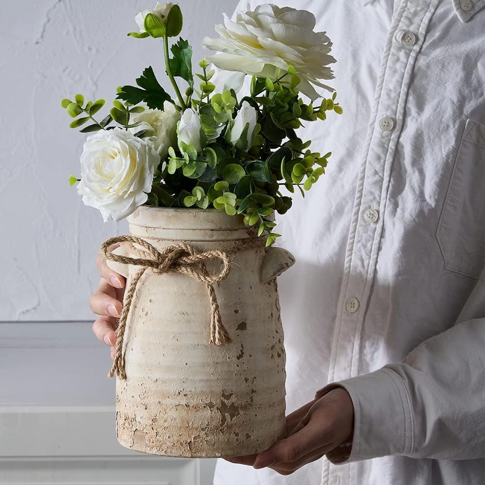 SIDUCAL Ceramic Decorative Flower Vase, 8 Inch Rustic Distressed Pottery Decorative Flower Vase for Home Decor, Ideal Shelf, Bookshelf, Mantle, Entryway, Living Room, Table Decor