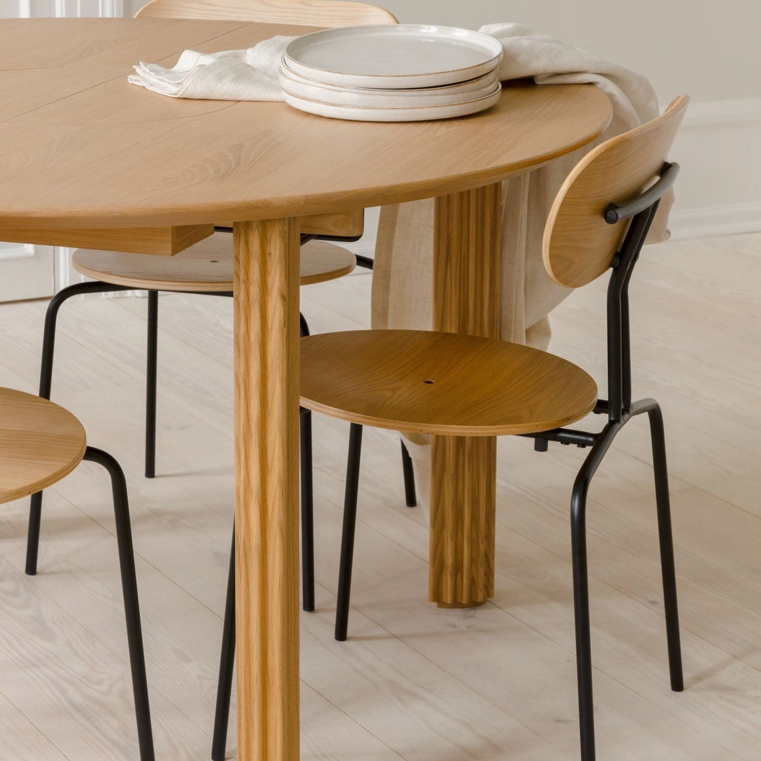 Umage Curious Dining Chair