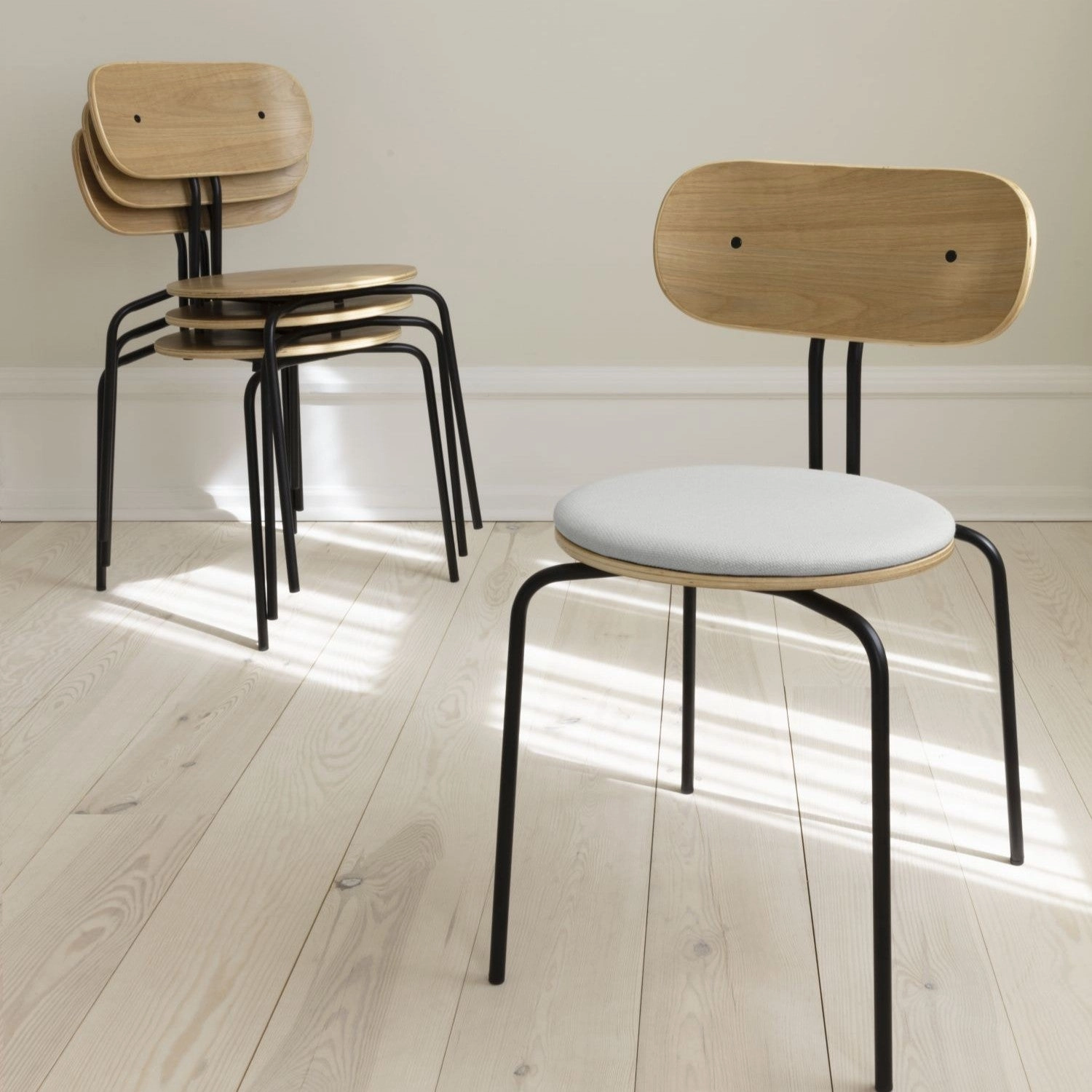 Umage Curious Dining Chair