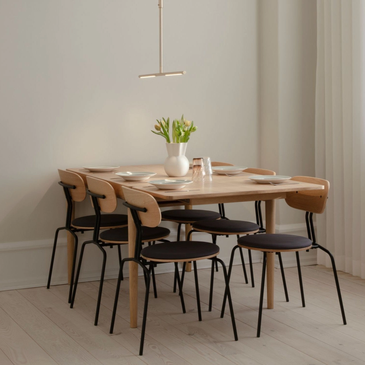 Umage Curious Dining Chair