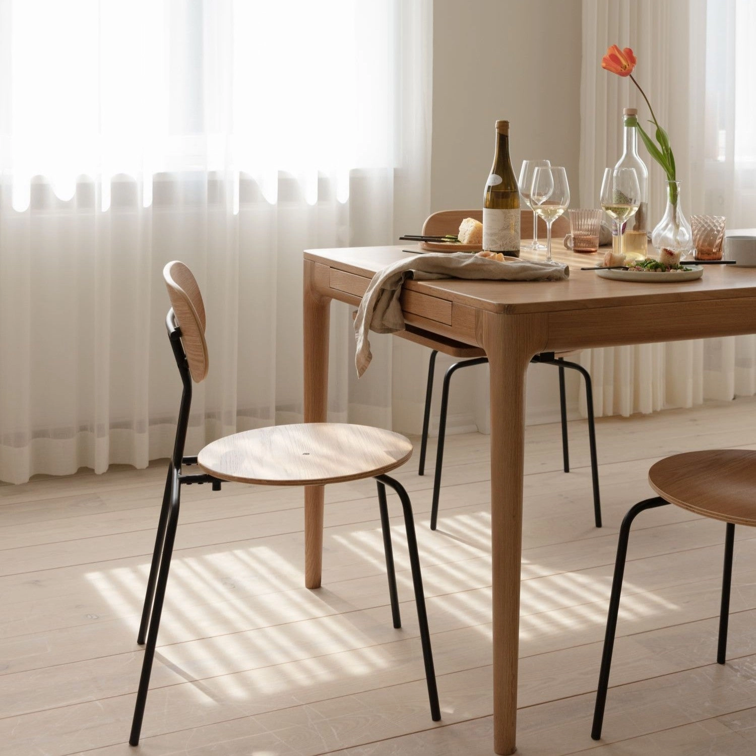 Umage Curious Dining Chair