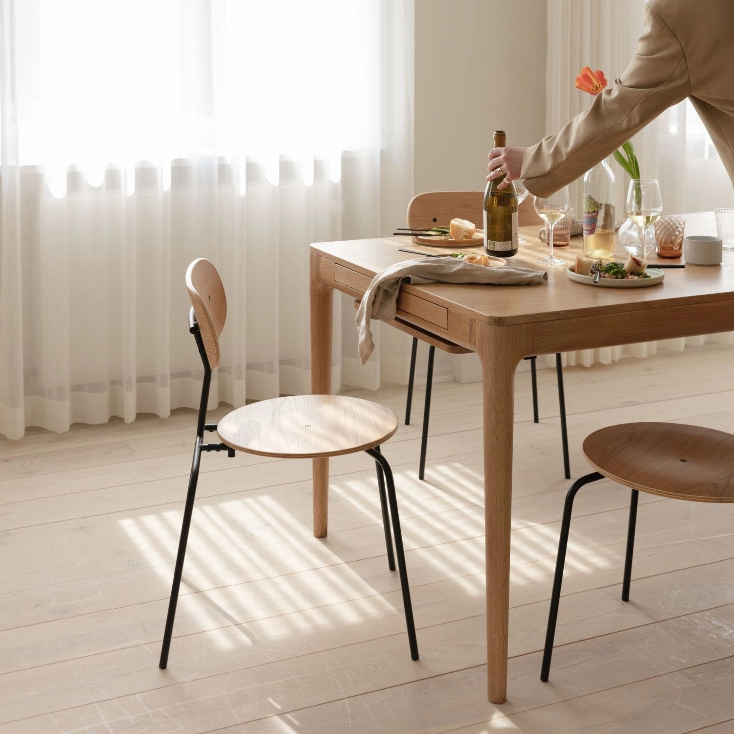 Umage Curious Dining Chair