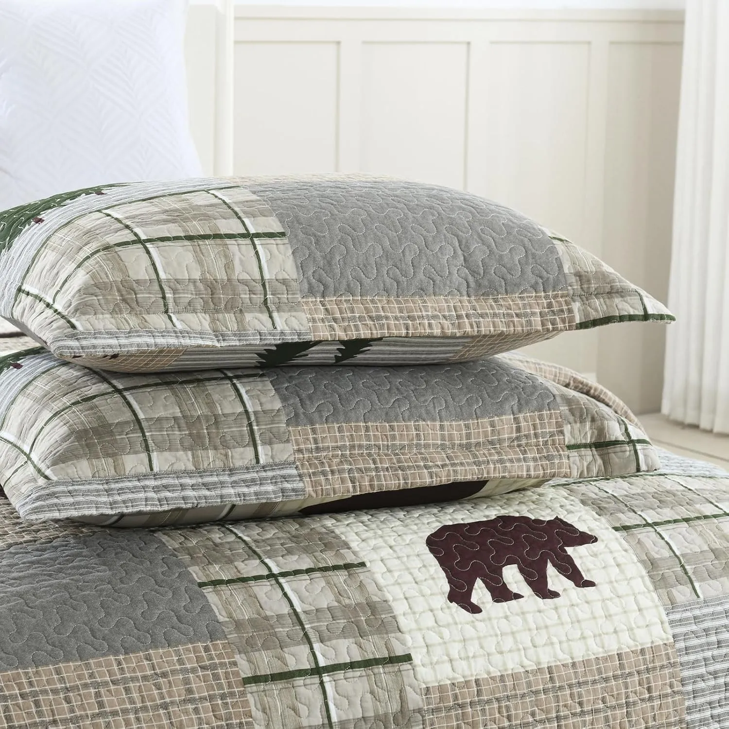 Uniclinens Quilt Set Queen Size, Cotton Quilted Quilt Bedding Set Bedspread, Bear Tree Elk Farmhouse Rustic Quilt, Patchwork Plaid Comforter Set, 3 Pieces Set with 2 Pillowshams, Brown/Grey/Green