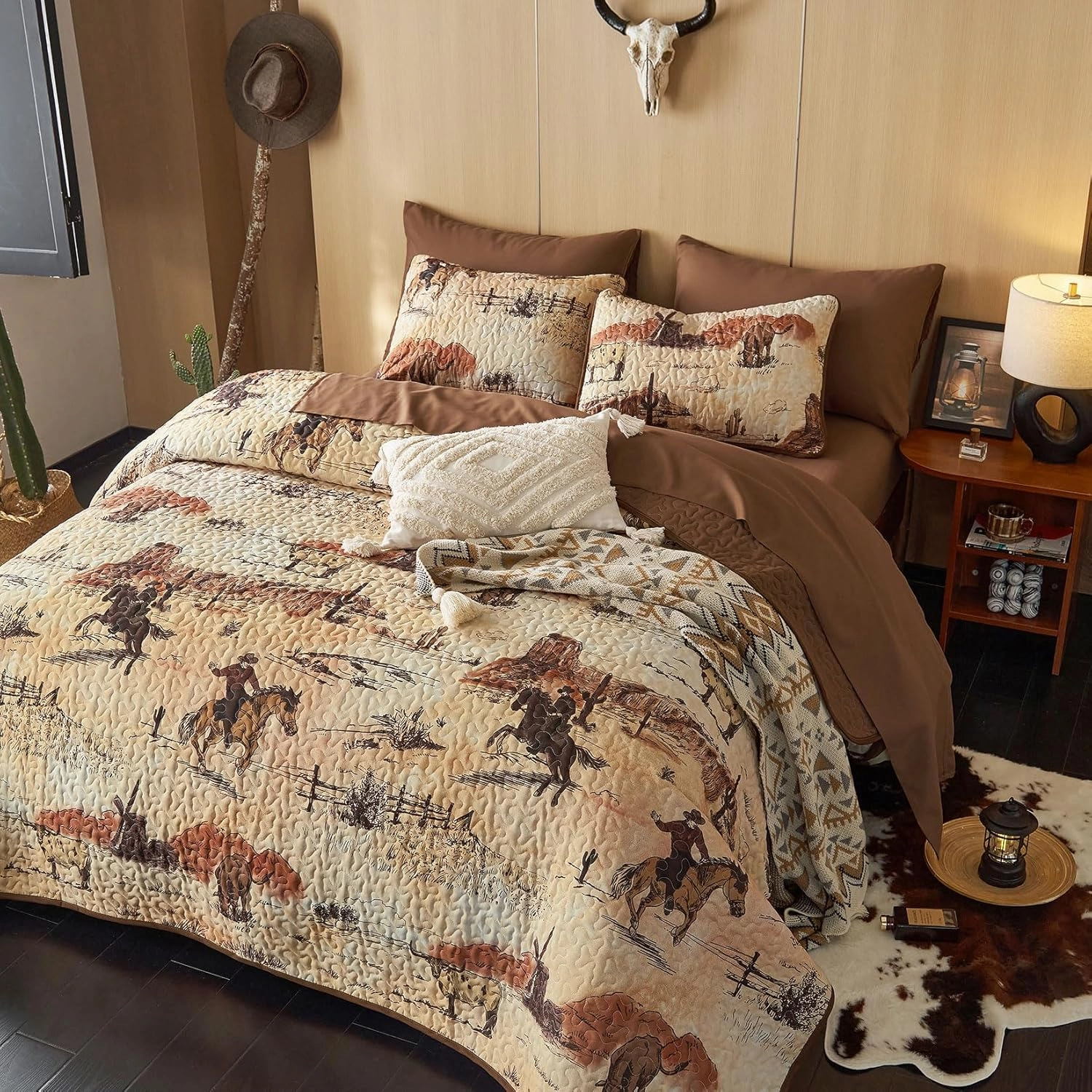 Wake In Cloud - Western Quilt Set, Cowboy Southwestern Country Vintage Native American Rustic Ranch Life, Reversible Lightweight Bedspread Coverlet, 3 Pieces, Ochre Brown, Queen/Full Size