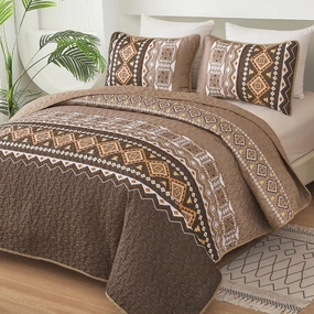 WONGS BEDDING Boho Quilt Set Queen Size,3 Pieces Brown Geometry Printed Bedspread Coverlet Set,Lightweight Microfiber Bedding Set with 2 Pillowcases,96"×90"